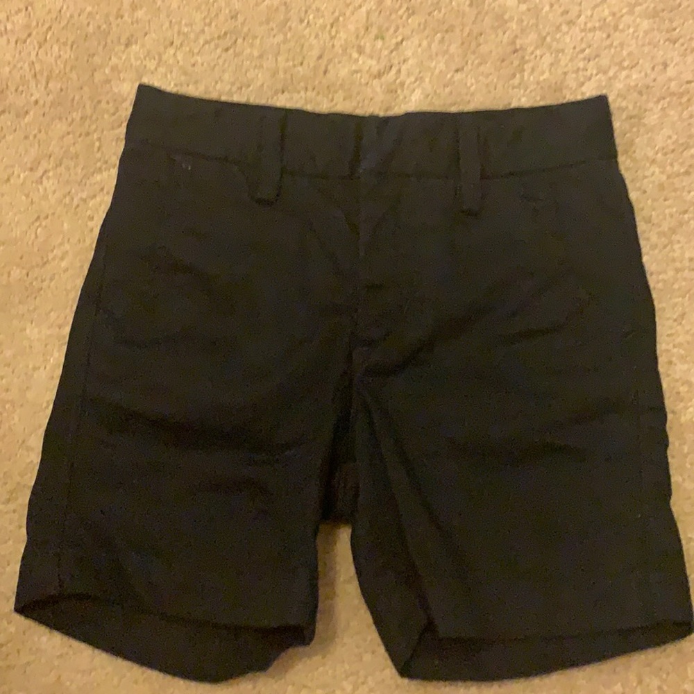 Baby gap khaki shorts, never been worn